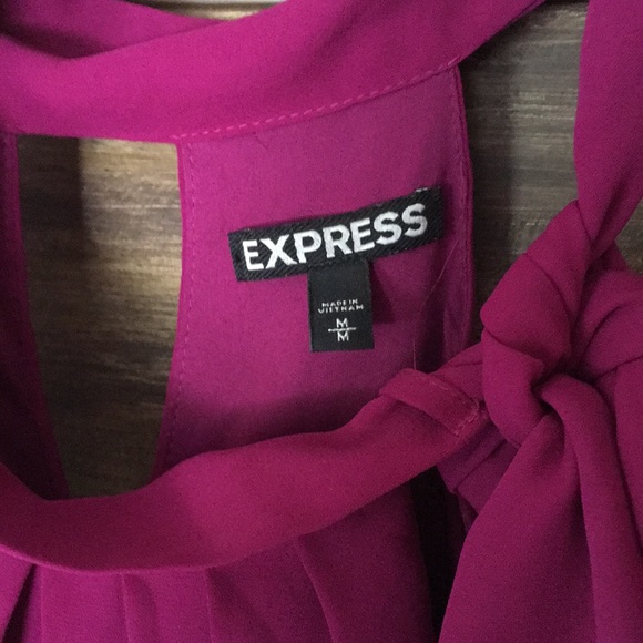 Raspberry Express blouse - Picture 2 of 3